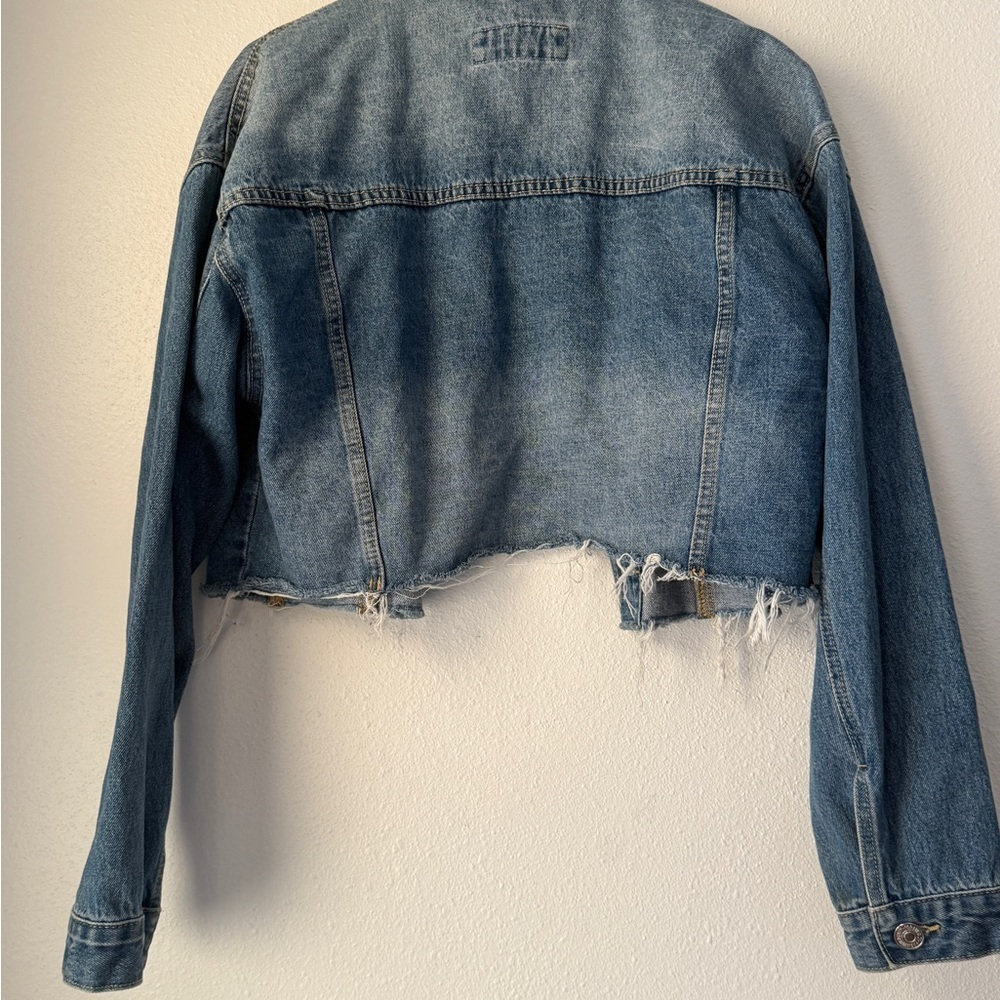 Y2K Forever 21 Women L Jacket LightWash Denim Embroidered Balloon Dog Crop - Picture 5 of 9